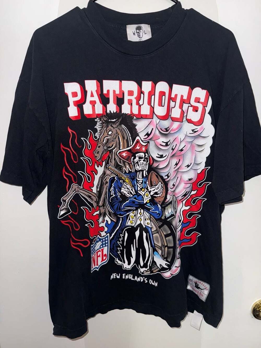 Warren Lotas x Mitchell & Ness New England Patriots Black Graphic T-Shirt